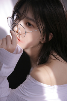 向阳处的她